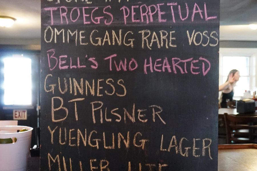 Looking for the best beer in Berwyn PA? Berwyn Tavern offers craft beer, rotating taps, and local brews in a relaxed bar atmosphere. Visit today for great drinks and food!