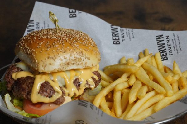 Best Burgers in Berwyn PA | Local Favorite for Burgers & Beer